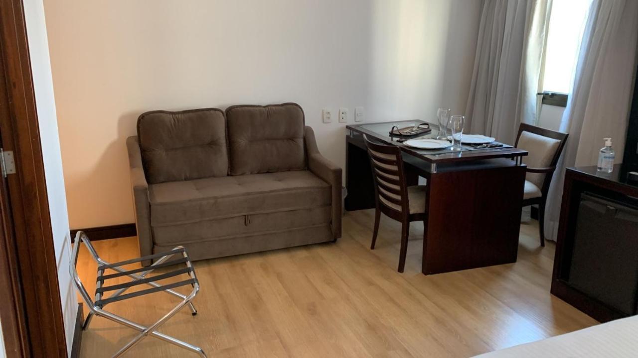 Hotel Privativo Em 4 Estrelas No Itaim 4*